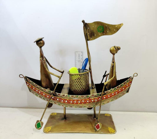 Couple Enjoying Boat Ride Pen Stand Sculptures